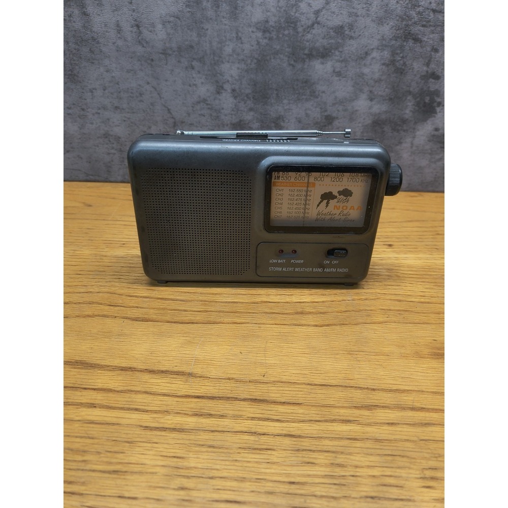 Vintage Band Radio AM/FM, NOAA Weather Band, Storm Alert Siren Model Rc131